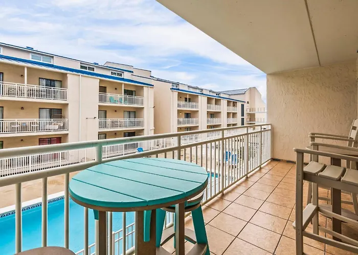 Apartment Coastal Comfort Sugar Direct Access *